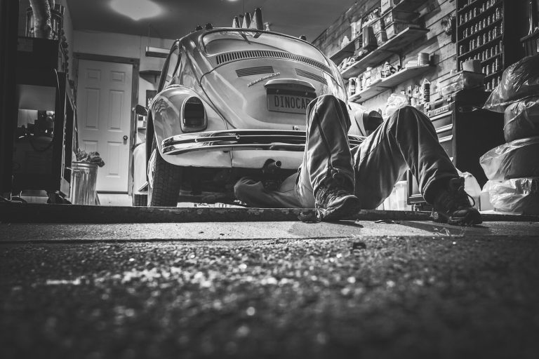 Projet garage automobile : le guide complet pour réussir en 2025